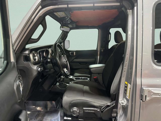 Used 2020 Jeep Wrangler Unlimited Sahara image 24