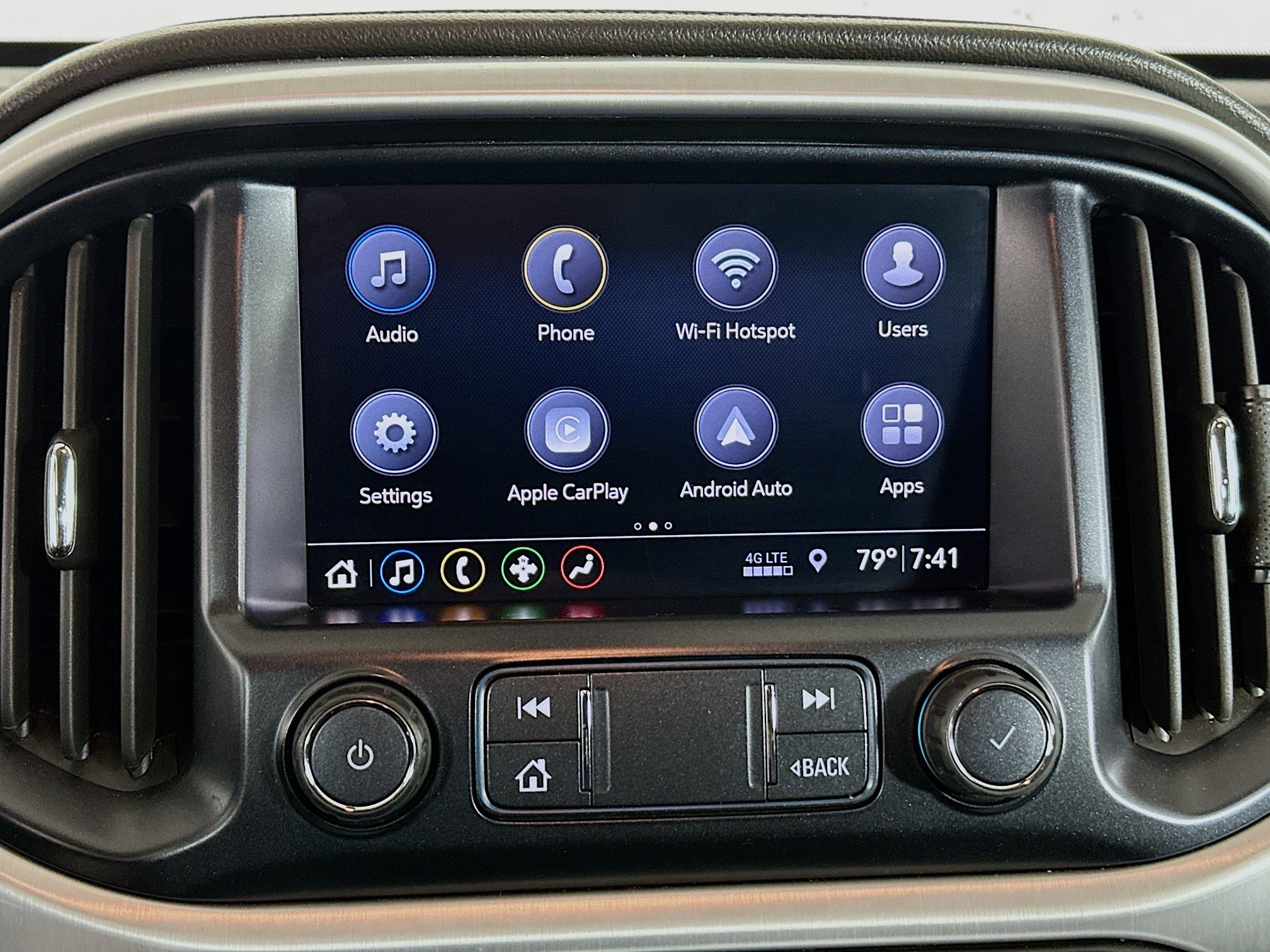 Used 2020 GMC Canyon SLE w/ Elevation Edition RWD image 22