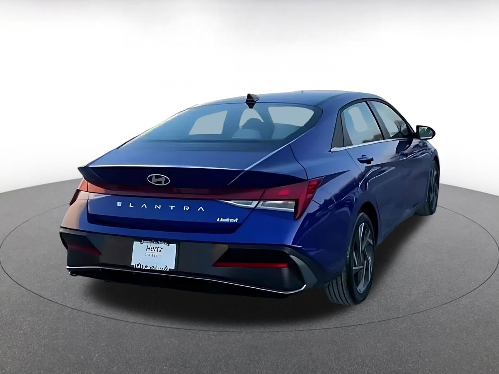 Used 2025 Kia K4 LXS image 12