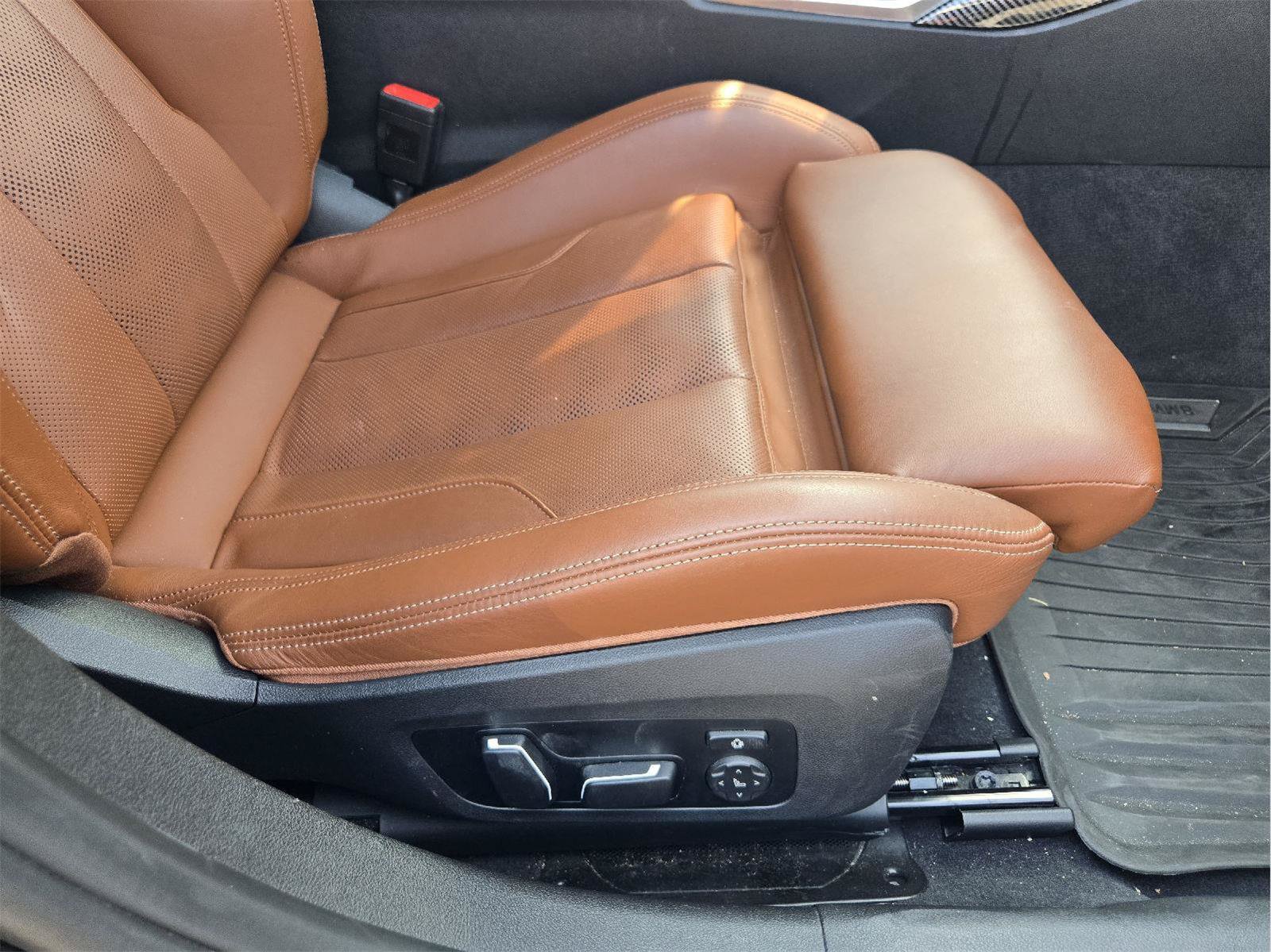 Used 2024 BMW M3 Competition w/ Executive Package AWD/4WD image 21
