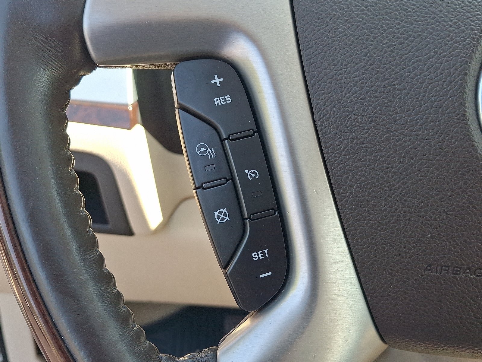 Used 2007 Cadillac Escalade AWD w/ Information Package image 23