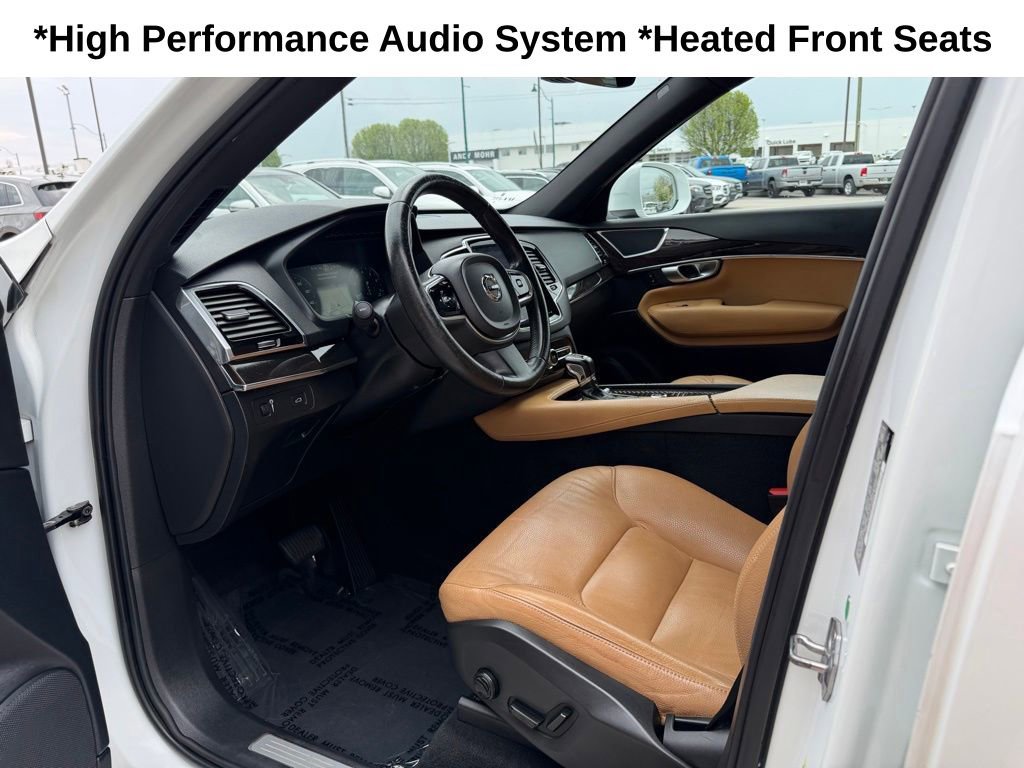 Used 2018 Volvo XC90 T6 Momentum w/ Momentum Plus Package AWD/4WD image 18