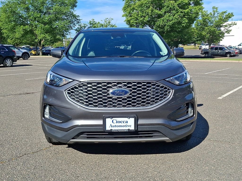 Used 2024 Ford Edge SEL w/ Convenience Package AWD/4WD image 5