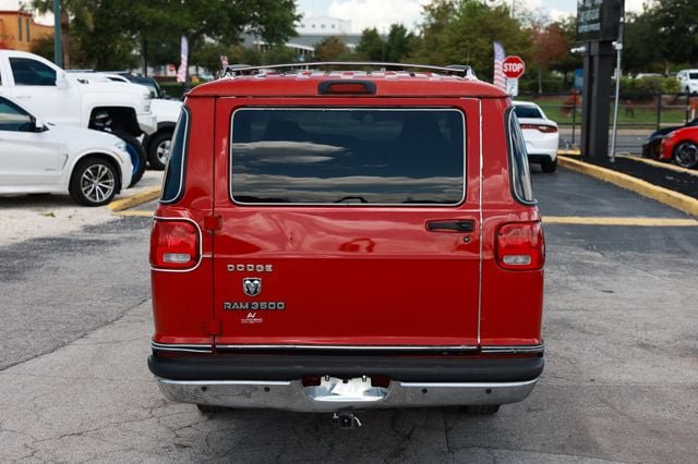 Used 2000 Dodge B3500 RWD image 12