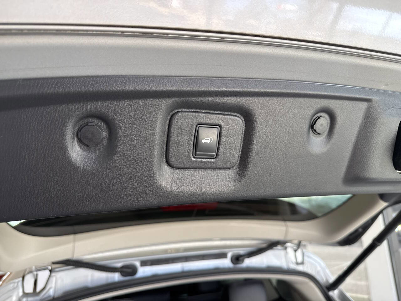 Used 2016 INFINITI QX60 AWD w/ Premium Package image 36