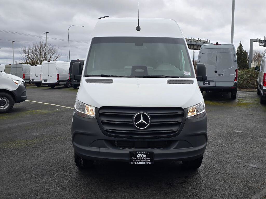 New 2025 Mercedes-Benz Sprinter 2500 image 9