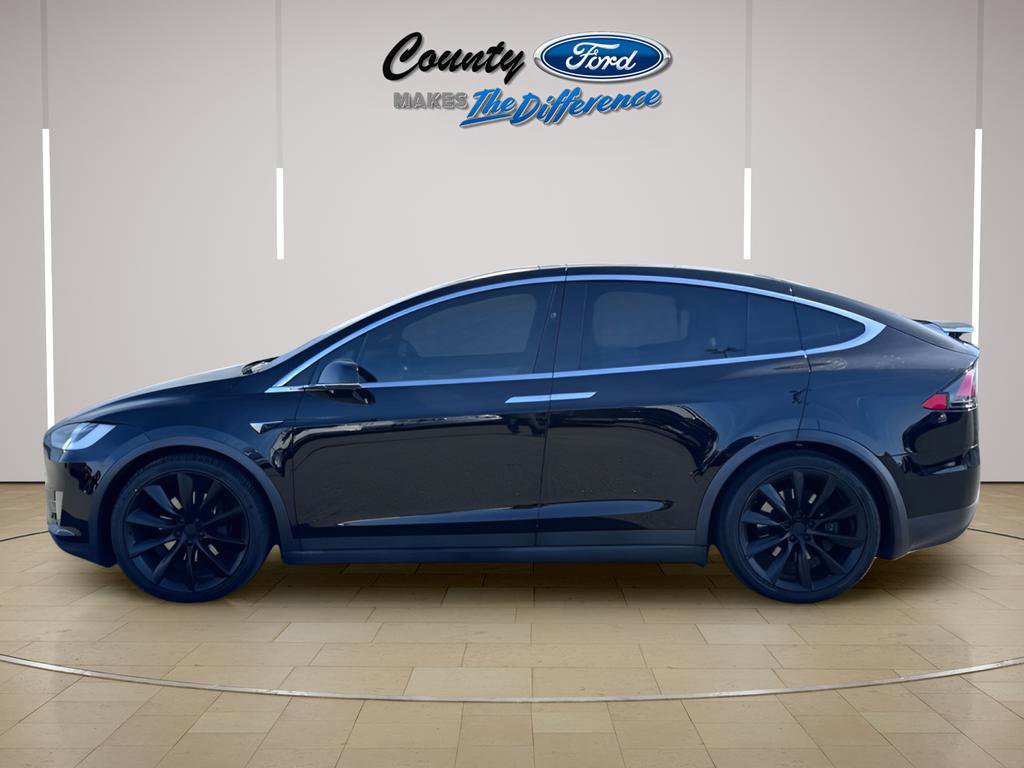 Used 2018 Tesla Model X 75D image 3