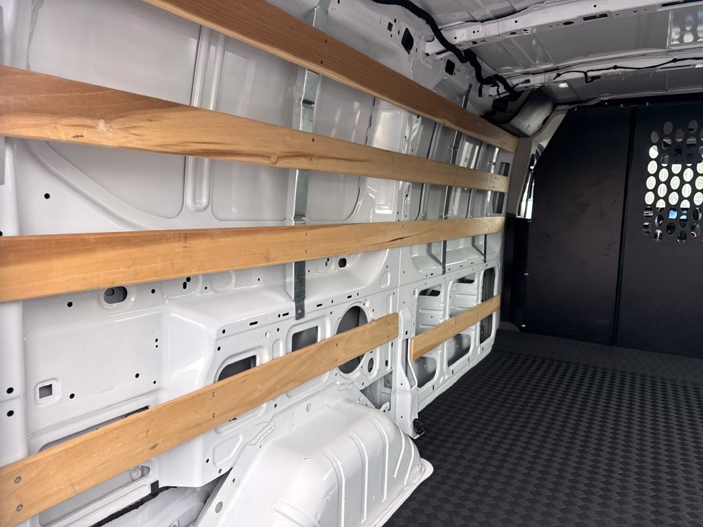 Used 2025 Ford Transit 250 Low Roof w/ Exterior Upgrade Package RWD image 17