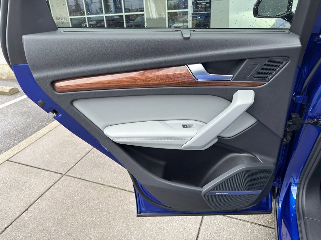 Used 2021 Audi Q5 e Premium Plus image 13