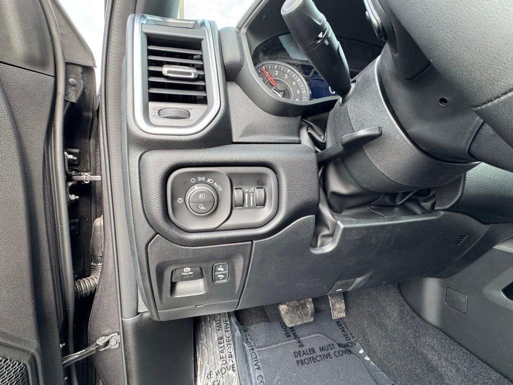 New 2026 RAM 1500 Big Horn AWD/4WD image 25
