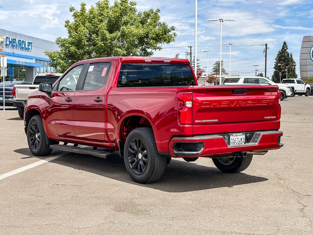 Used 2022 Chevrolet Silverado 1500 Custom RWD image 2