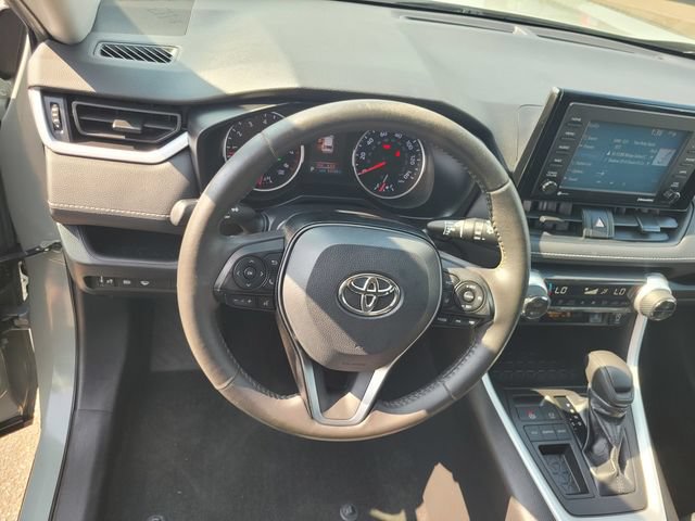 Used 2021 Toyota RAV4 XLE w/ XLE Grade Weather Package FWD image 30
