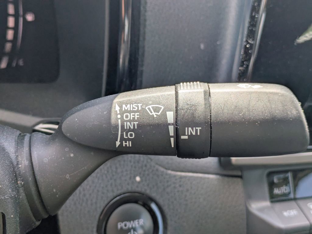 Used 2025 Toyota Camry LE FWD image 27