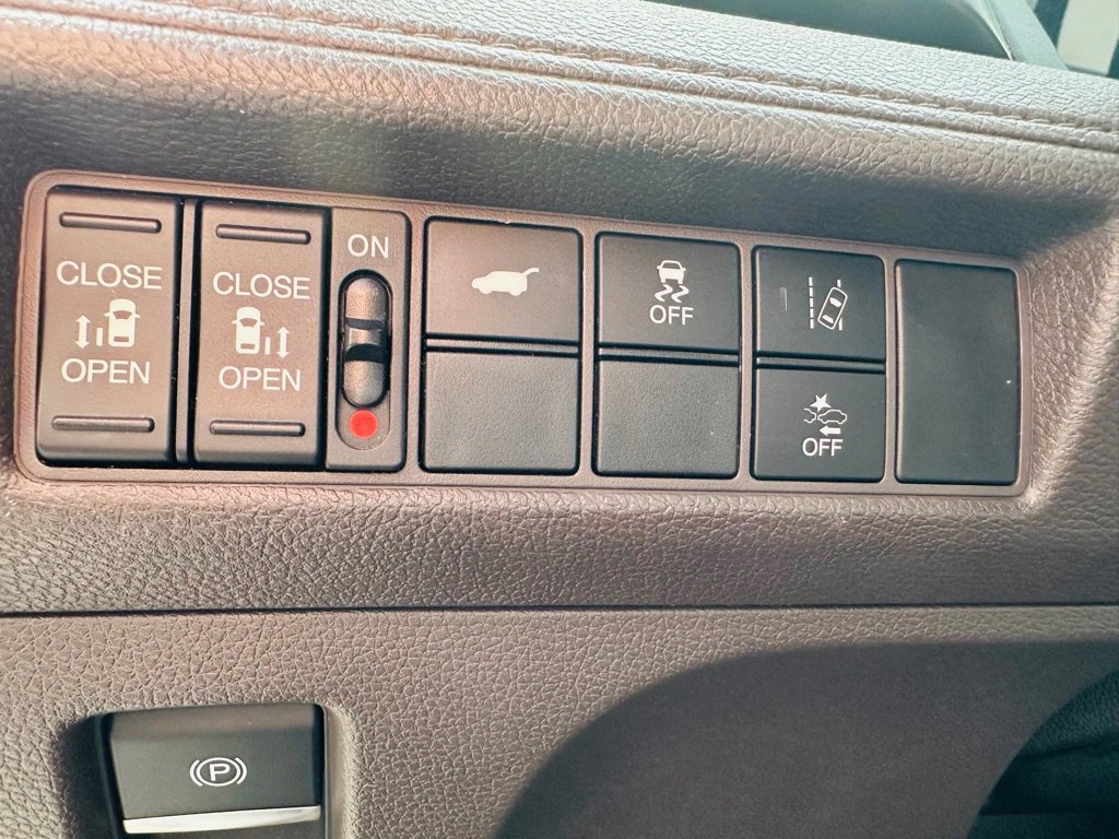 Used 2018 Honda Odyssey EX-L image 19