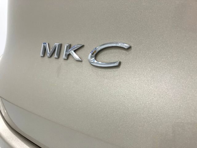 Used 2017 Lincoln MKC Premiere FWD image 25