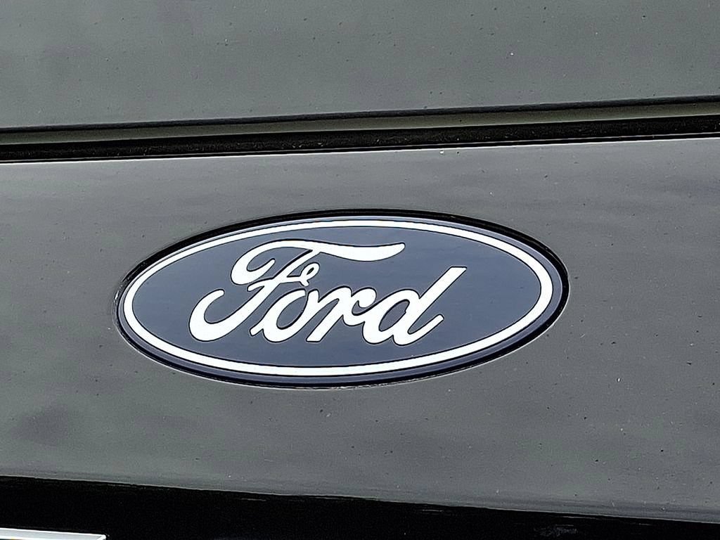 Used 2025 Ford Expedition Max Platinum AWD/4WD image 32