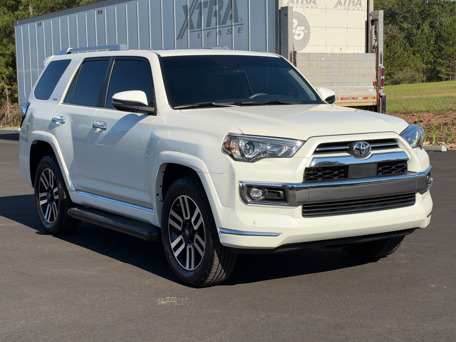 Used 2021 Toyota 4Runner Limited AWD/4WD image 3