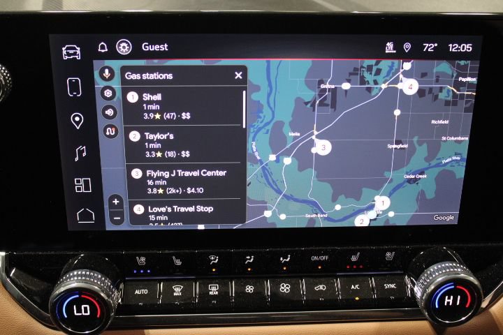 New 2026 GMC Canyon AT4 w/ Technology Plus Package AWD/4WD image 51