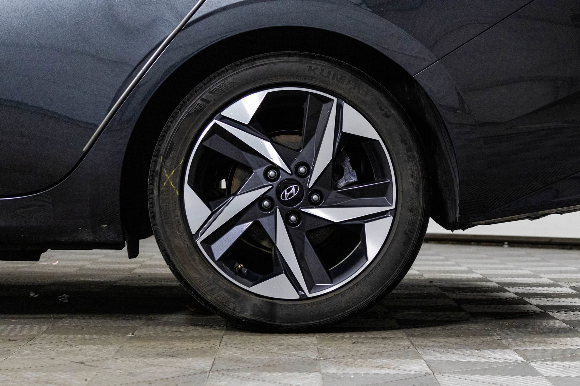 Used 2022 Hyundai Elantra SEL w/ Convenience + Premium Package FWD image 43