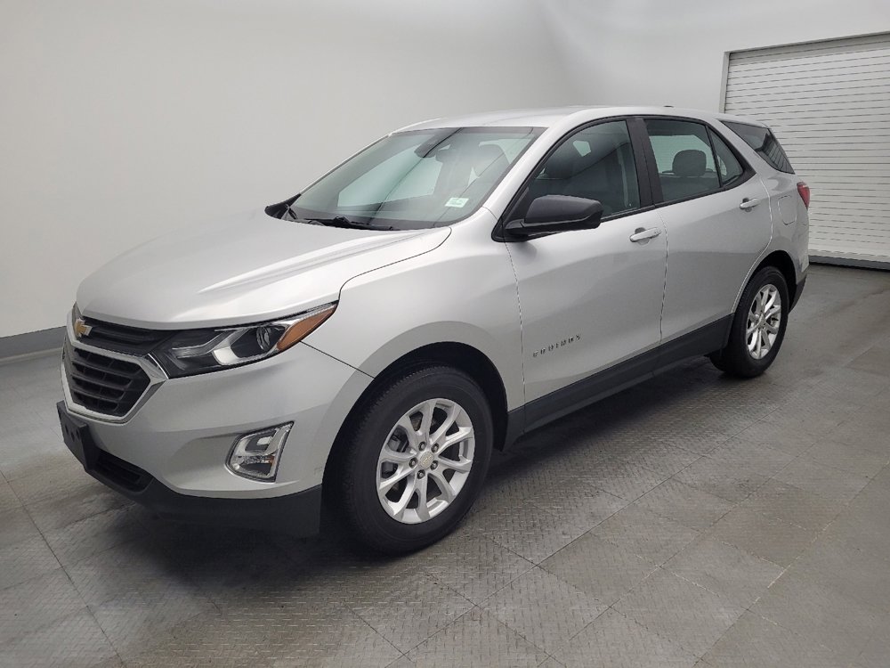 Used 2020 Chevrolet Equinox LS image 2