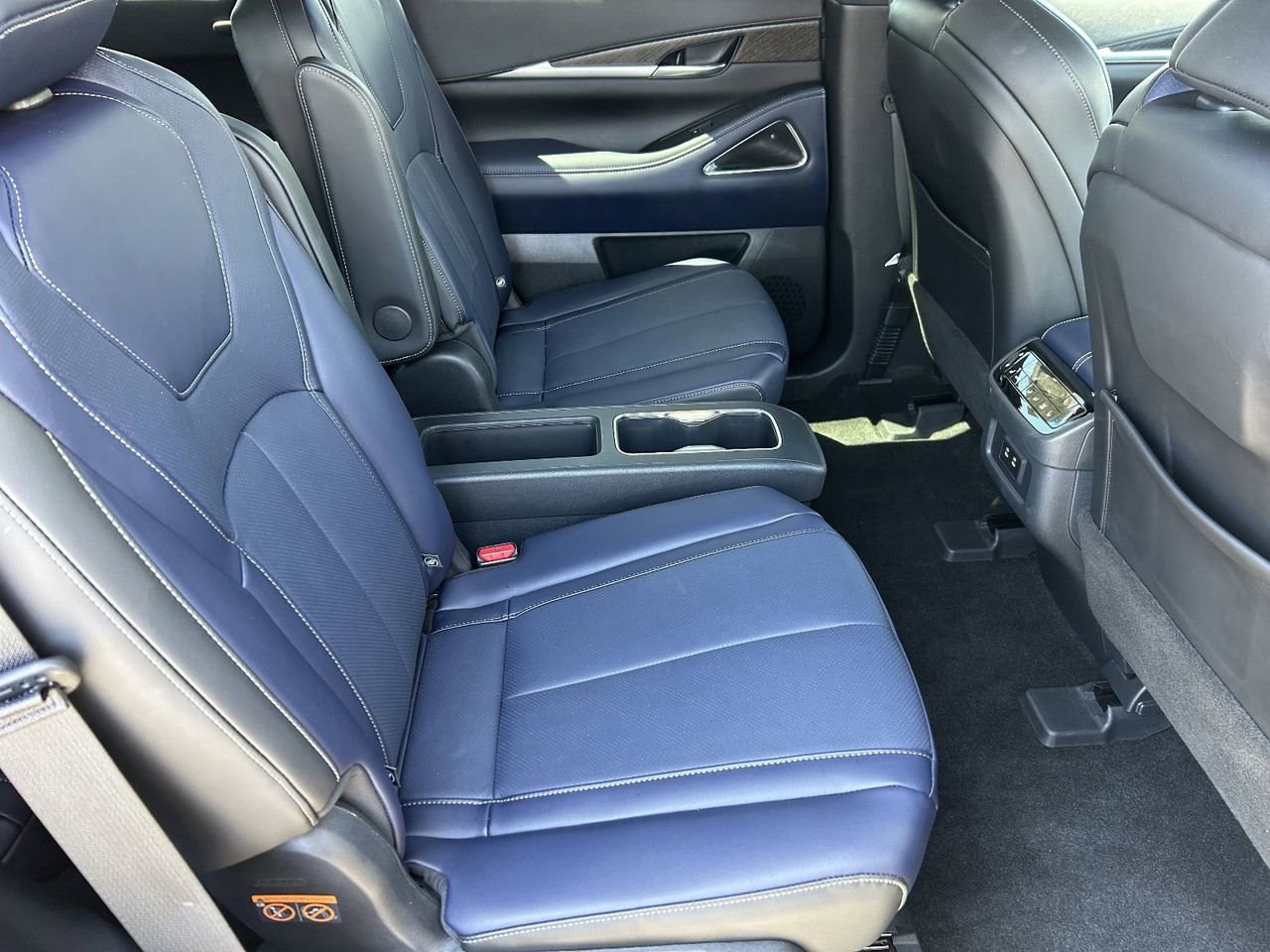 Certified 2026 INFINITI QX60 Sport w/ Dark Cargo Package AWD/4WD image 12