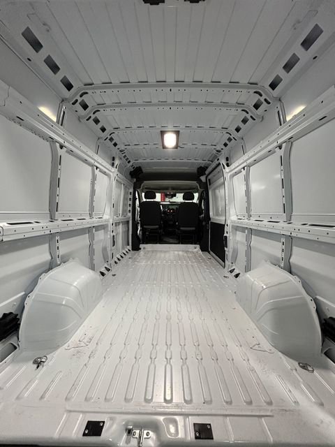 New 2025 RAM ProMaster 3500 w/ Cold Weather Group image 33