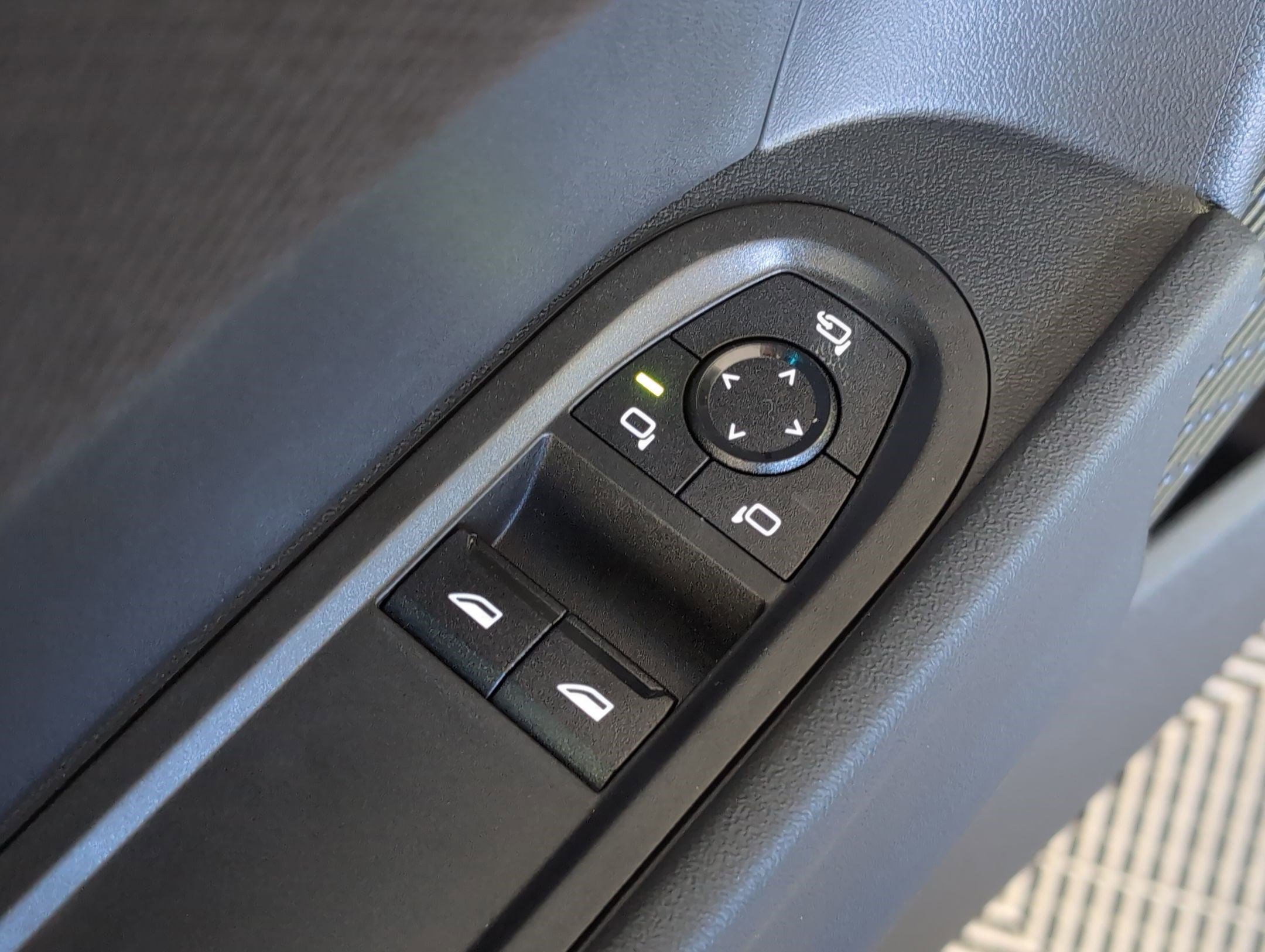 New 2026 MINI Cooper S image 9