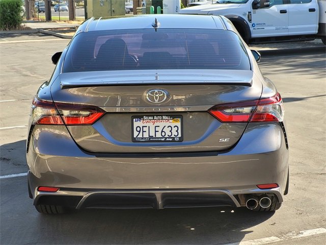Used 2023 Toyota Camry SE image 6