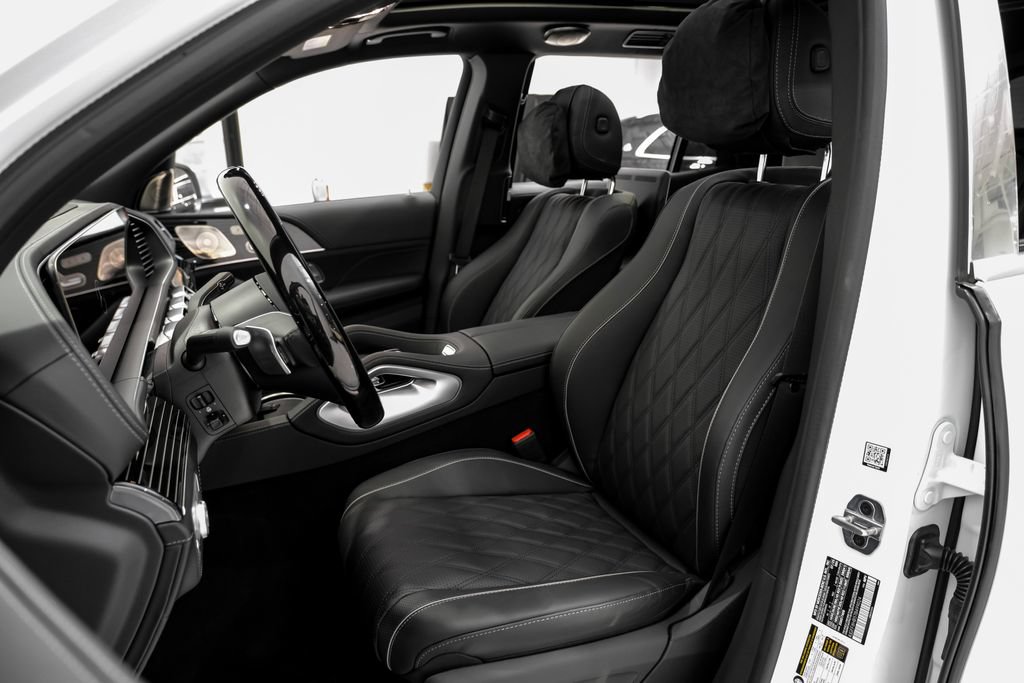 Used 2026 Mercedes-Benz Maybach GLS 600 4MATIC image 7