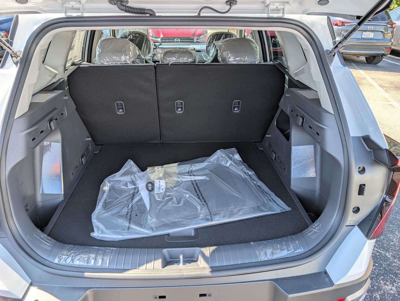 New 2027 Kia Seltos S AWD/4WD image 3
