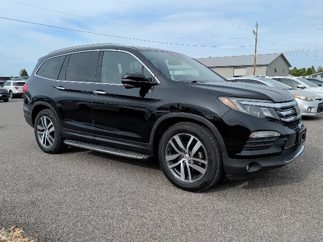 Used 2018 Honda Pilot Touring image 2