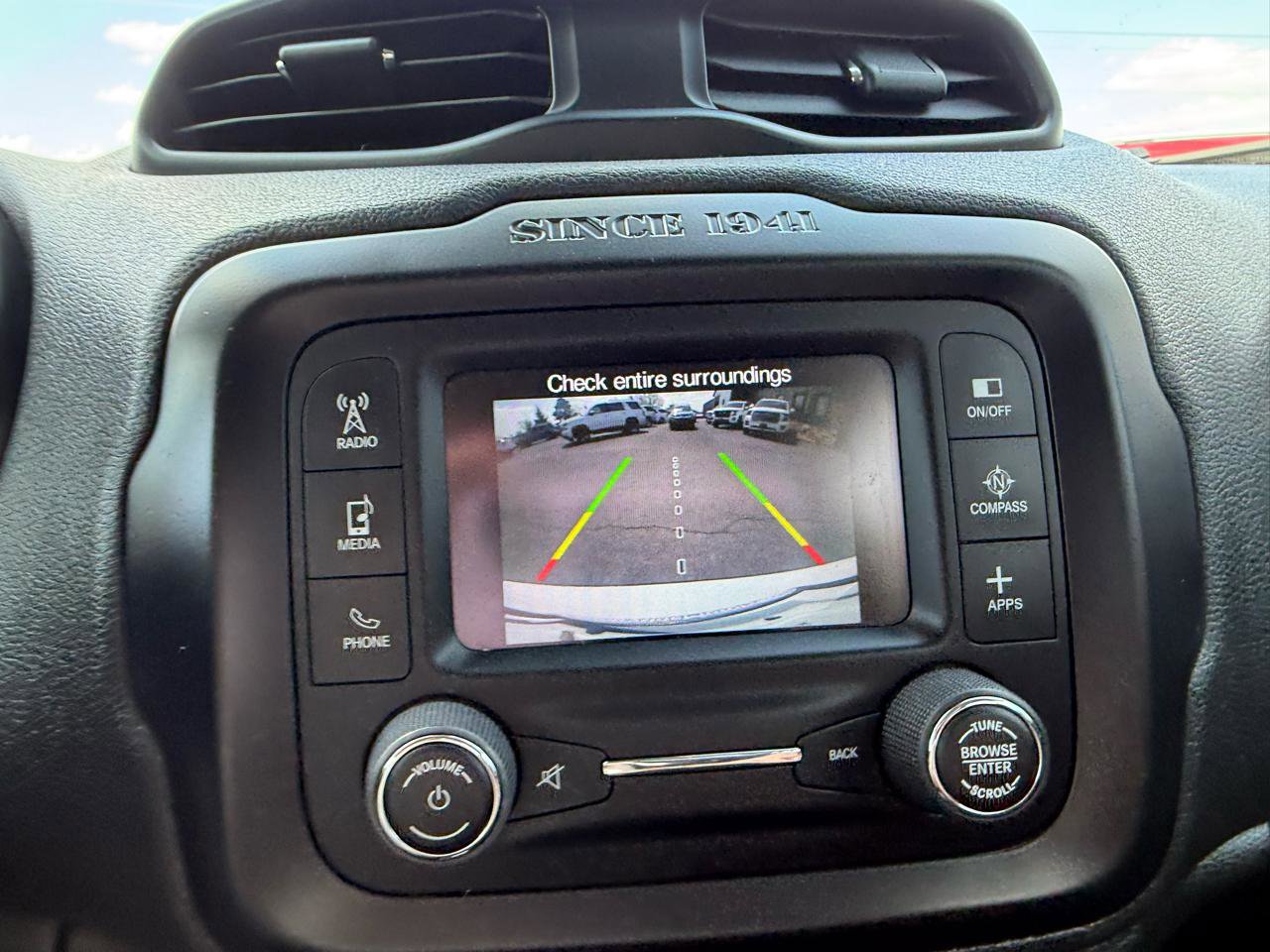 Used 2017 Jeep Renegade Sport w/ Power & Air Group image 27