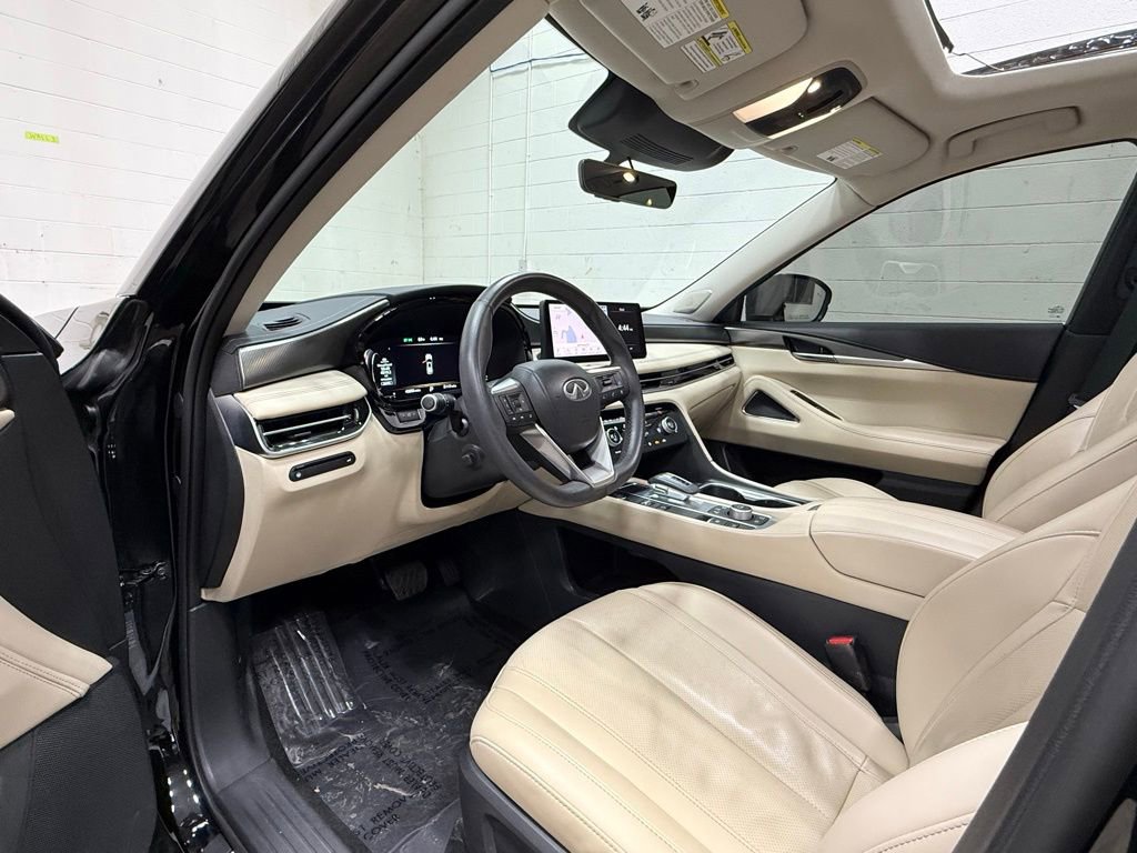 Used 2023 INFINITI QX60 Luxe w/ Performance Audio Package image 30