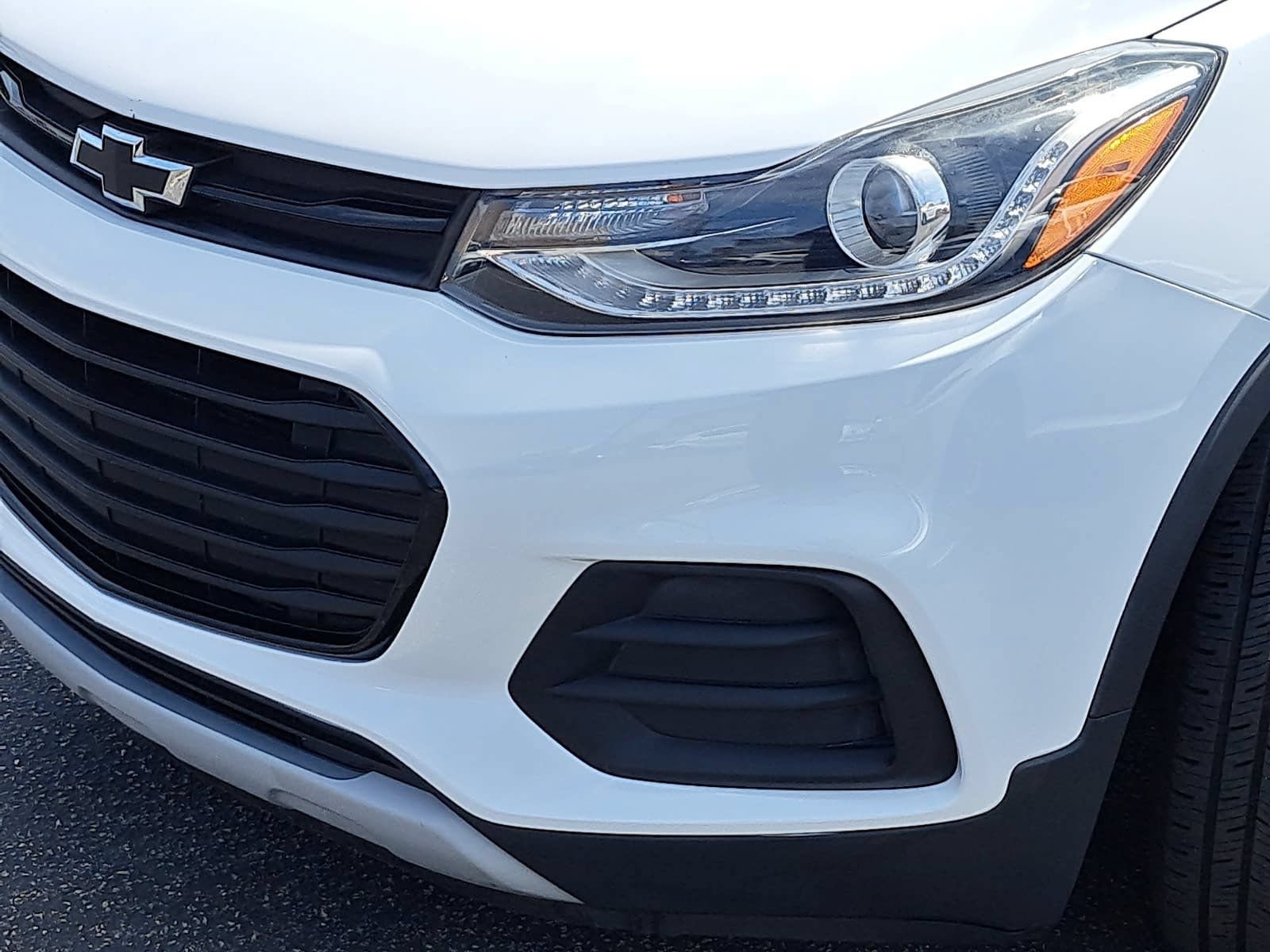 Used 2018 Chevrolet Trax LT w/ Redline Edition FWD image 31