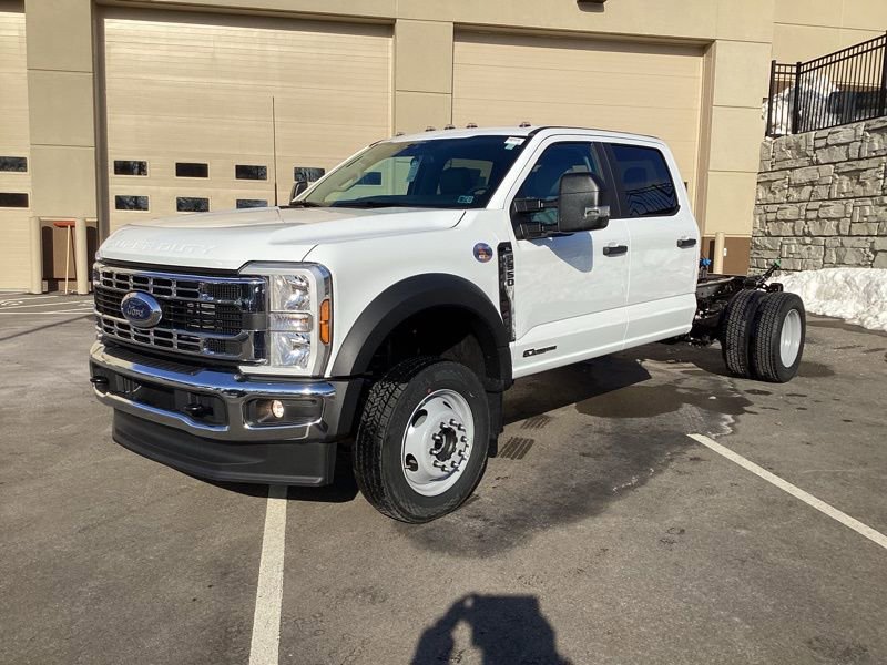 New 2026 Ford F550 4x4 Crew Cab Super Duty image 3