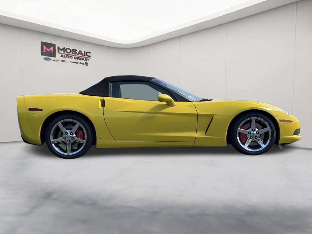 Used 2007 Chevrolet Corvette Convertible w/ Preferred Equipment Group RWD image 11