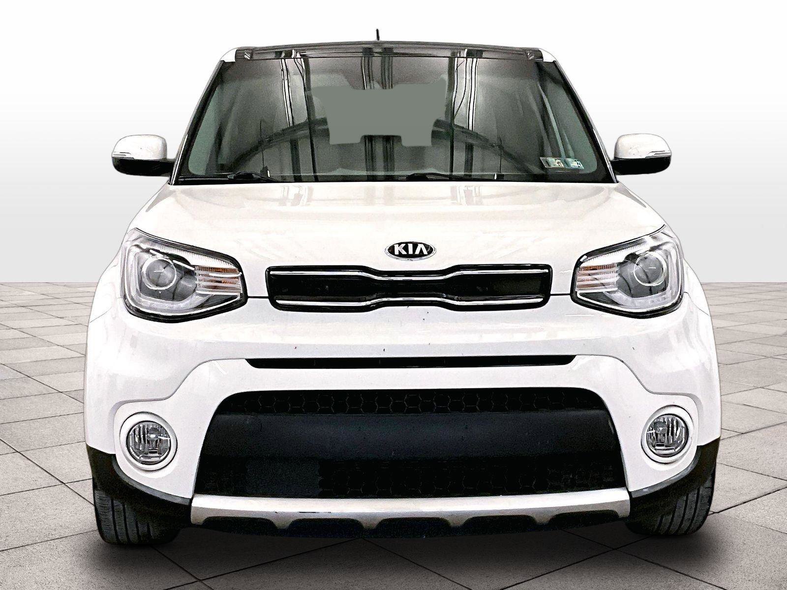 Used 2018 Kia Soul + w/ + Primo LIT Package FWD image 3