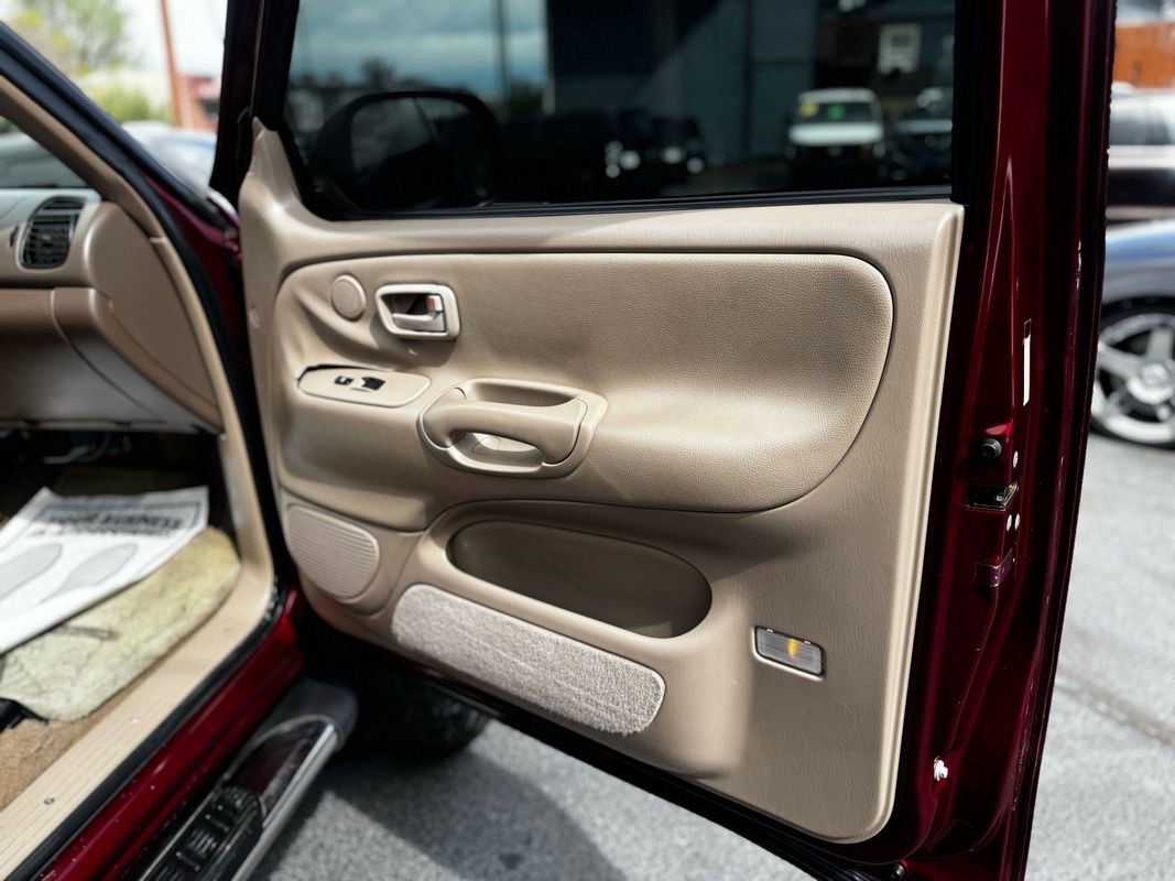 Used 2003 Toyota Tundra Limited image 14