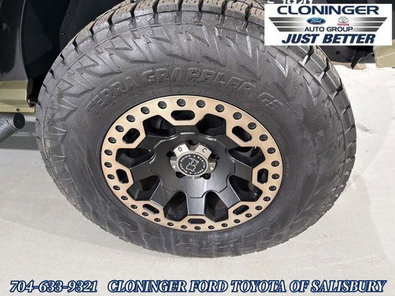 Used 2025 Jeep Wrangler Sport image 9