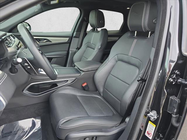 Certified 2025 Jaguar F-PACE R-Dynamic S image 15