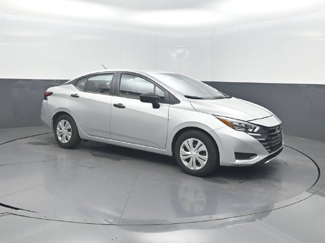 Used 2025 Nissan Versa S w/ Trunk Package FWD image 32