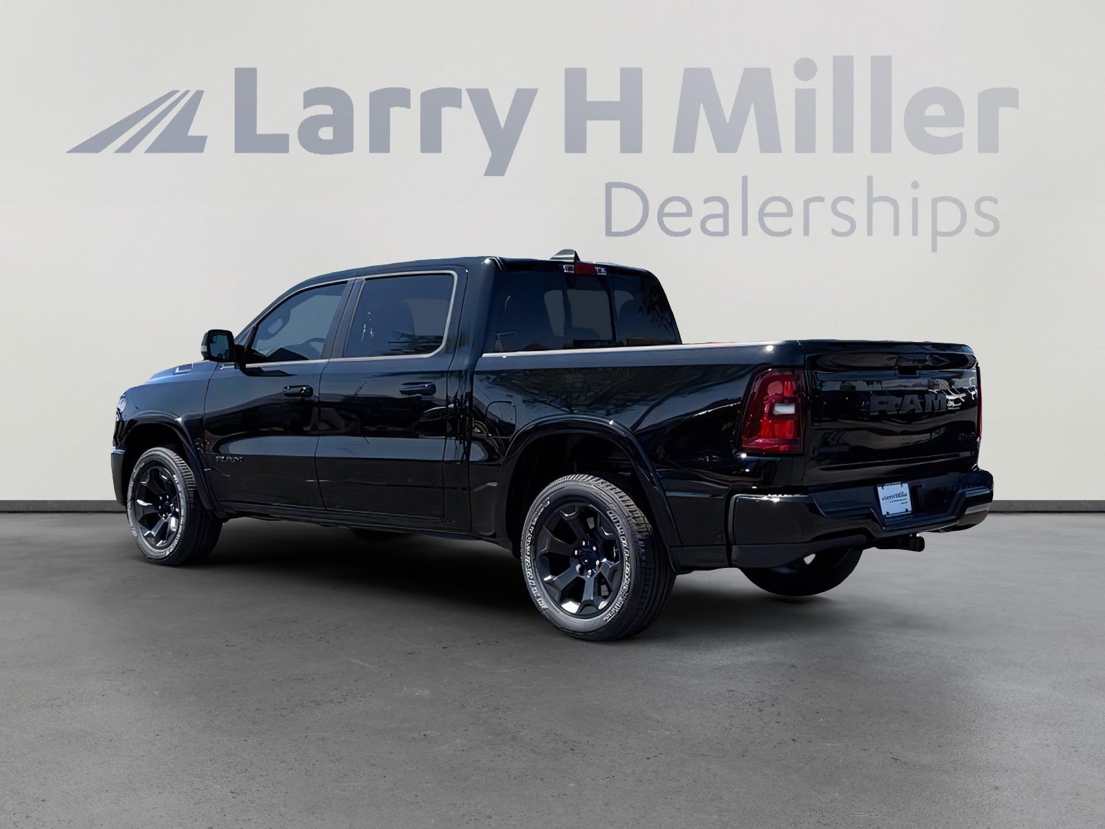 New 2026 RAM 1500 Big Horn AWD/4WD image 3
