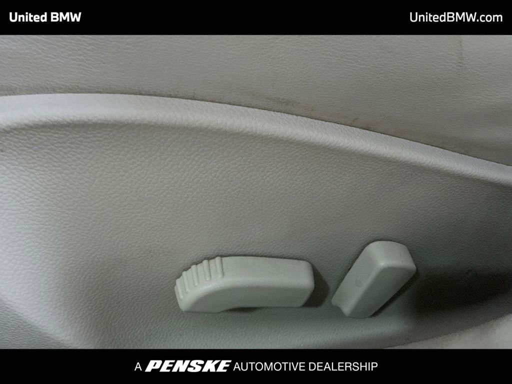 Used 2013 INFINITI G37 Journey w/ Premium Pkg image 4