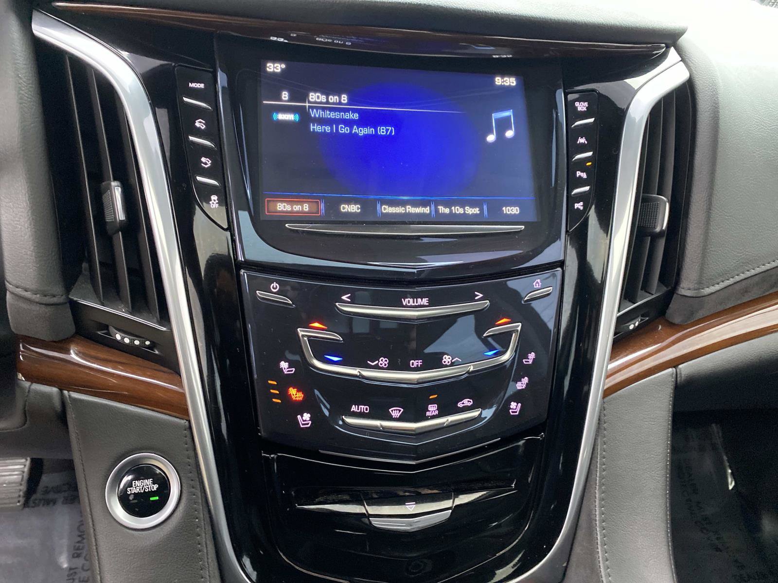 Used 2020 Cadillac Escalade ESV Luxury image 15