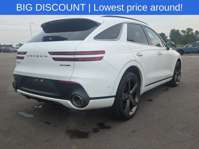 Used 2022 Genesis GV70 3.5T Sport w/ Sport Prestige Package AWD/4WD image 11