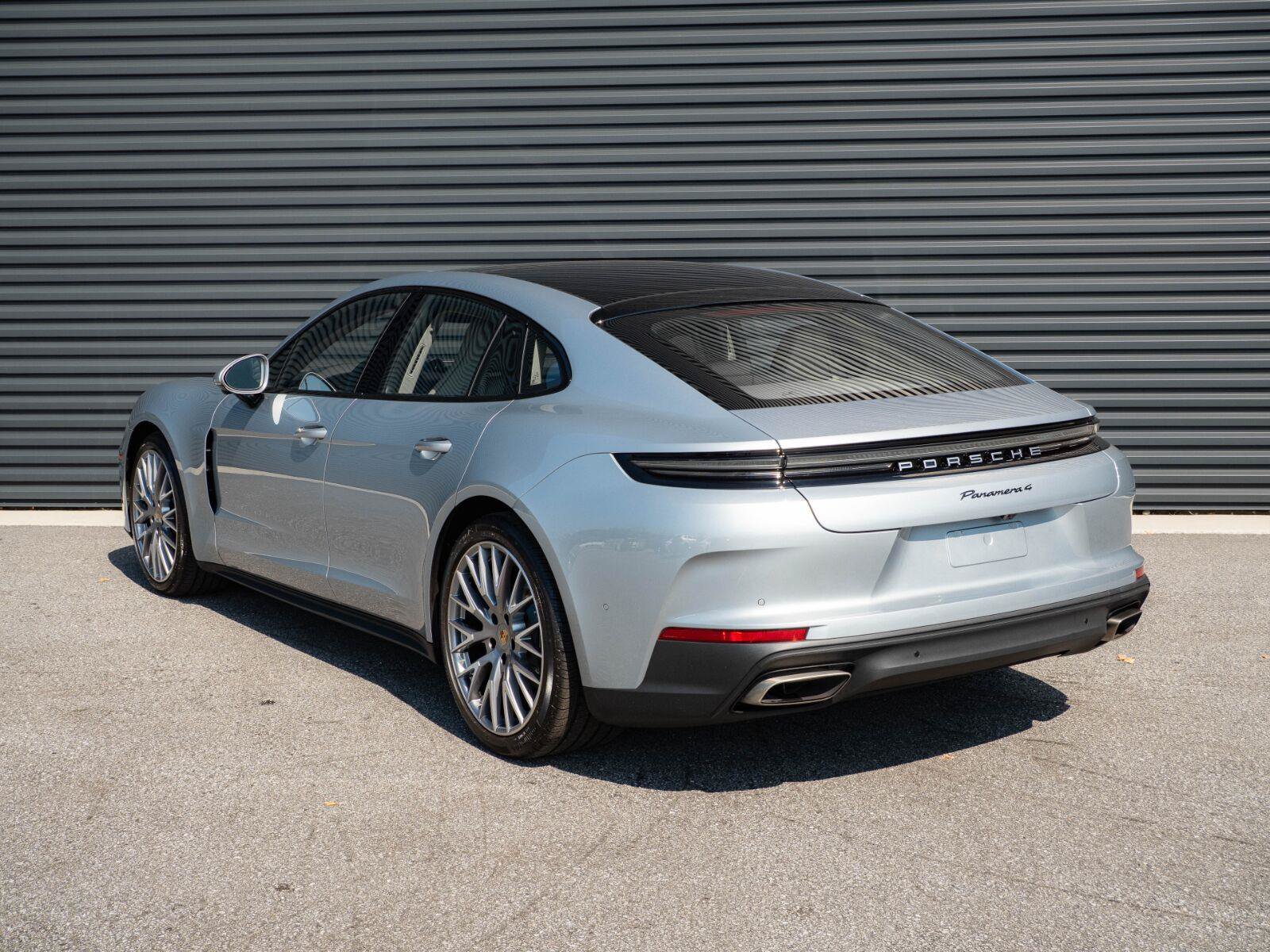 Certified 2026 Porsche Panamera 4 AWD/4WD image 3