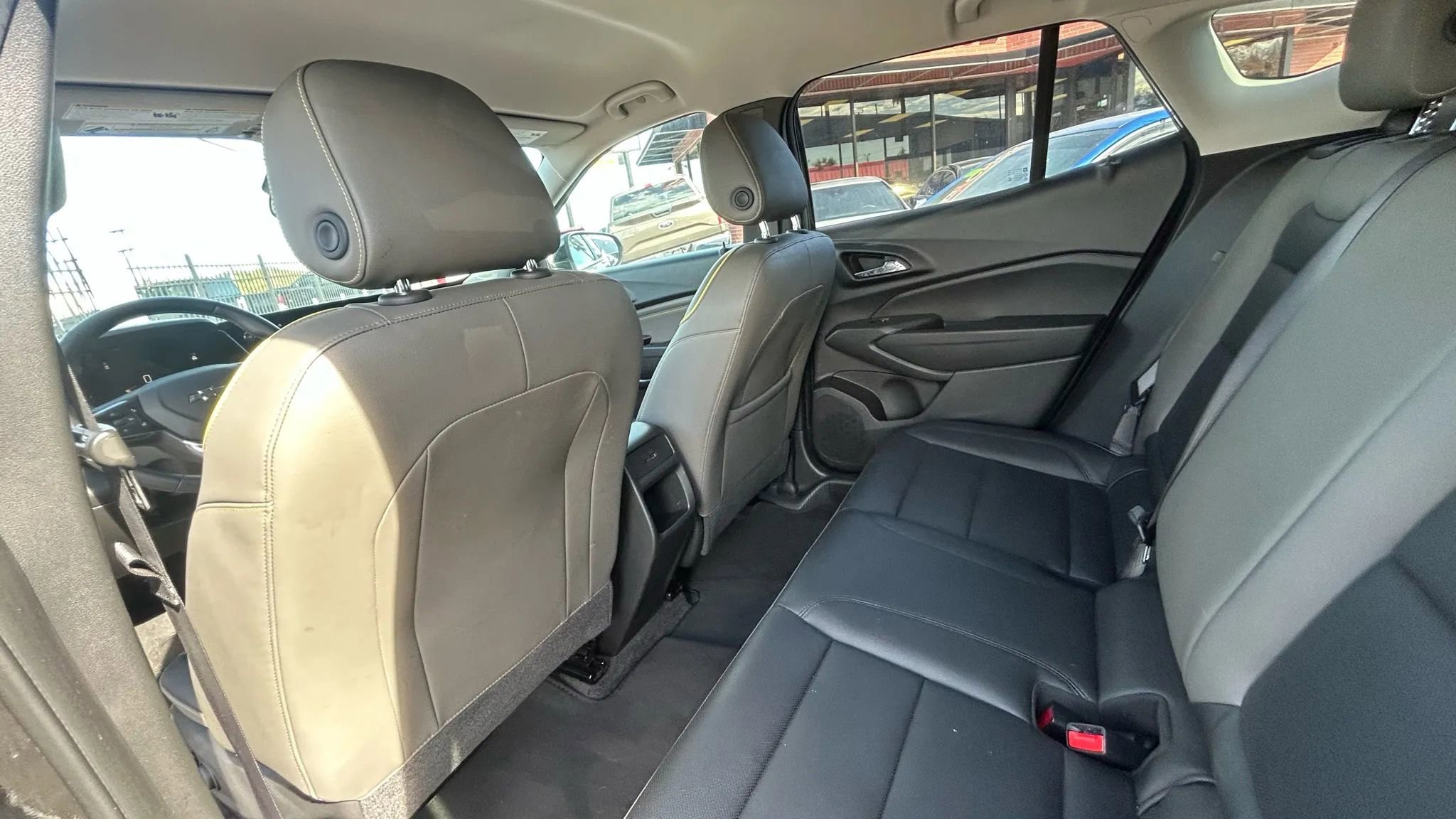 Used 2025 Chevrolet Trax ACTIV w/ Driver Confidence Package image 15