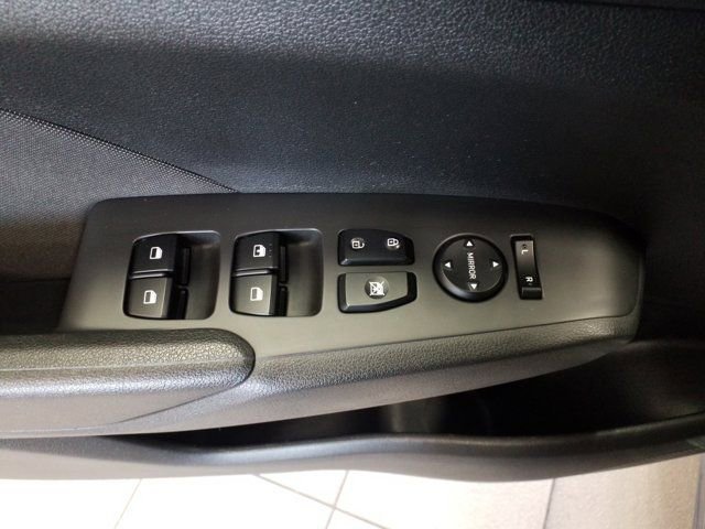 Used 2020 Hyundai Accent SE FWD image 11