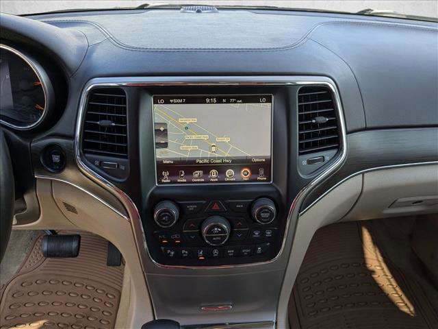 Used 2017 Jeep Grand Cherokee Overland w/ Jeep Active Safety Group image 13