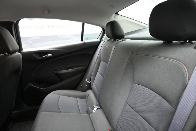 Used 2017 Chevrolet Cruze LS FWD image 21